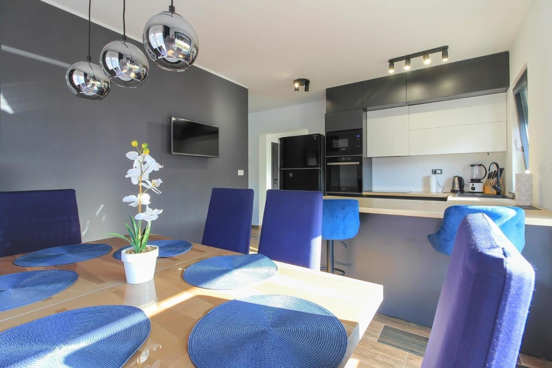 Ferienhaus Mit Privatpool Fuer 8 Personen Ca 170 Qm In Pula, Istrien Istrische Riviera *